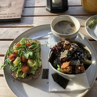 Vegan lunch platter   at Bowls 'n Rolls in Leeuwarden