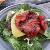 Berlin Burger als Salat Bowl mit Rote Bete Patty  at Halifax Burgers in Koege