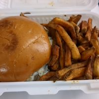 cheesy mushroom burger at Obscene Vegane - Cloud kitchen in Montreal