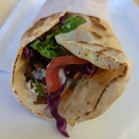 Plants Kebab im Fladenbrot at Mados Kebap in Uster