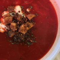 Bortsch mit veganem Schmand   at Manifesto Market Smíchov in Prague