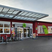 Außenansicht at denn's Biomarkt in Reutlingen