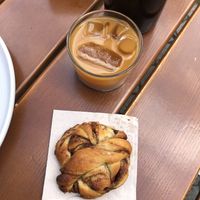 Cold brew (3,80€) and small Kanelbullar (3,20€)  at SUEDHANG in Tubingen