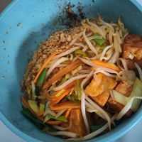 Vegan pad Thai to go at Krua Thai in Cologne