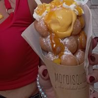 Gofre vegano de mango at Mordisquitos Cafe in Tenerife