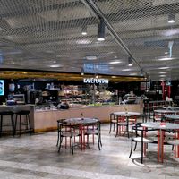 Counter + Est-in space at Kafé Plattan in Stockholm