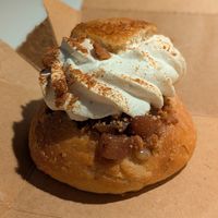 Apple pie semla at Kafé Plattan in Stockholm