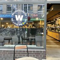 store front at Wayne's Coffee in Berlin