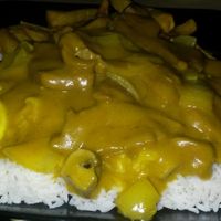 Vegan chicken curry and rice with chips at Kylin Oriental in Washington