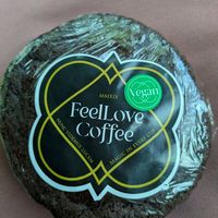 Giant vegan Oreo at FeelLove Coffee in Springdale