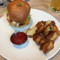 Les patates sont trop bonnes ! at MILA in Vancouver