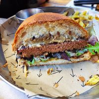 Hamburguesa de foie at Vrutal - Poblenou in Barcelona