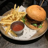 French Kiss burger with fries   at Vrutal - Poblenou in Barcelona
