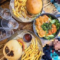 Double smashed, Bibimbab, Blind date at Vrutal - Poblenou in Barcelona