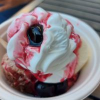 Amarena Becher mit veganer Sahne/ Vanilleeis ;) at Eiscafé Venezia in Kempten