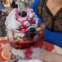 Vegan amarena cup at Eiscafé Venezia in Kempten