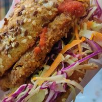 Sriracha zero chicken burger at Bites7060 in Larnaca