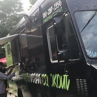 Long wait at Mike's Vegan Cookout in Raleigh