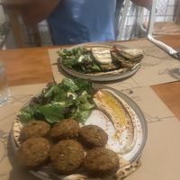 Falafels et légumes grillés   at Falafel in Amorgos