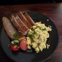 Vegan scrambled egg with selfmade sourdough bread at Hummelbude in Essen