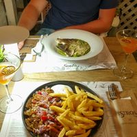 Veganer gyros teller at Istros in Kos