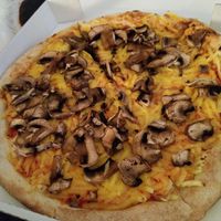 Pizza Mushrooms (Vegan)
Pizza Champignons (Vegan)  at American Dinner in Dortmund