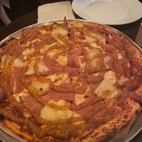 Hawaiian pizza at Salvaxe in Mexico City