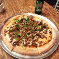 Large Salvaxe pizza at Salvaxe in Mexico City