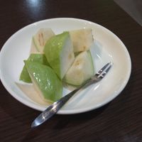 招待水果 at Sēn Yè Xīn Shū ShíTáng 森葉新蔬食堂 in Taoyuan City