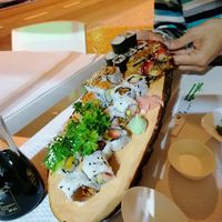 Our first plate of the chef's choice of vegan rolls at FU 89 in Coimbra