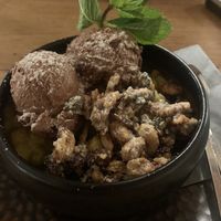 Schokomouse mit Mango und Nüssen  at Die Insel in Sankt Peter-ording