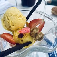 Helado de mango at Casa Lucia in Miono