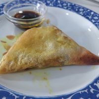 Samosas de verdurita y heura at Casa Lucia in Miono