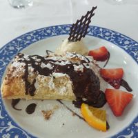 Hojaldre relleno de crema pastelera de avena con chocolate negro at Casa Lucia in Miono