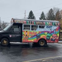 Truck at Billie Gold Bubble Tea in Dayton