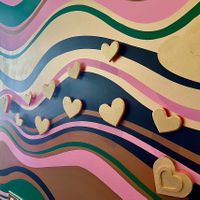 The Billie Gold bubble tea lounge - atmosphere inside, wall art  at Billie Gold Bubble Tea in Dayton