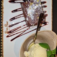 schokoladenkuchen mit Vanilleeis at Peter Pane in Stuttgart