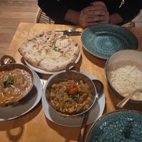 Platos principales y acompañamientos at Cinnamon in Sitges