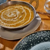 Dahl and burger at Cinnamon in Sitges