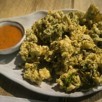 Pakoras de kale at Cinnamon in Sitges