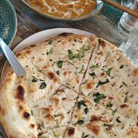Garlic naan at Cinnamon in Sitges