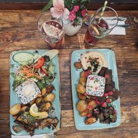 Gegrillte Aubergine & „Shawarma" at Bei Frau Nanna in Frankfurt