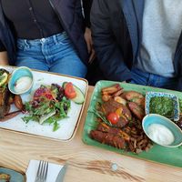 Veganer Grillteller on the right at Bei Frau Nanna in Frankfurt