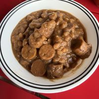 Baked beans  at Vida's Plant Based Butcher in Columbus