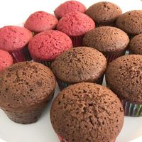Vegan red velvet en chocolade cupcakes at GeoTea in Lille