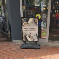 👍👍👍 at Coffee Fellows in Hamburg