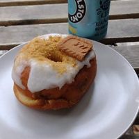 Biscoff doughnut and Dalston's lemon drink at Time2Chill in North London