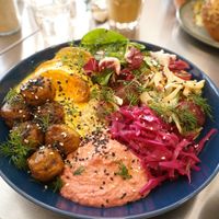 Dragon Bowl at Vegeta - Rue Reaumur in Paris