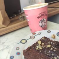 Brownie + pistachio ice cream takeout at Kinoa in Malaga