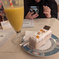 Smoothie and passion fruit cake at Isabella Glutenfrei Patisserie in Cologne